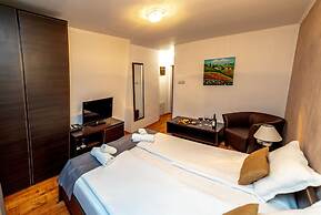 Velinov Boutique Hotel