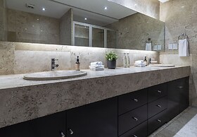 Casa Masaryk by Kukun