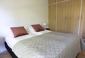 2ndhomes 2BR Center Apartment w Balcony