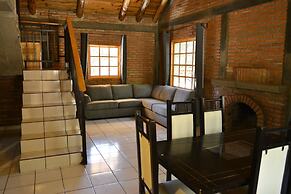 Hotel Parque La Piramide