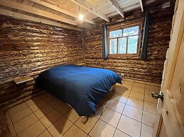 Hotel Parque La Piramide