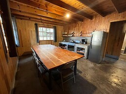 Hotel Parque La Piramide