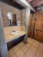 Hotel Parque La Piramide