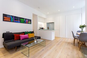 2 Bed 2 Bath Apartment Off Regent Street