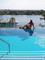 Radisson Blu Mosi-oa-Tunya Livingstone Resort