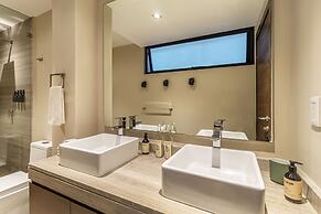 Villa Horacio by Kukun