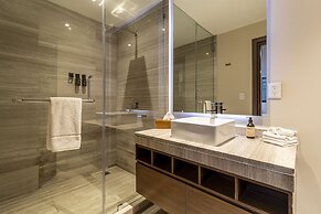 Villa Horacio by Kukun