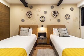 Villa Horacio by Kukun