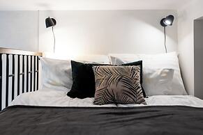 Bob W Duo Lofts