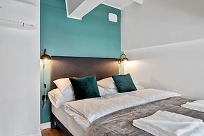 Bob W Duo Lofts