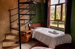 Fleur Lodge