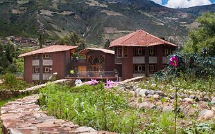 Fleur Lodge