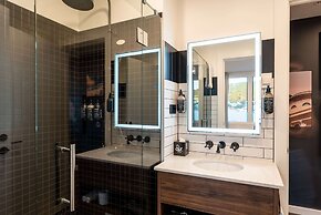 TRYP by Wyndham Wellington, Tory Street