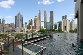 Legasi Kampung Bharu Guesthouse