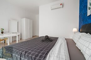 Legasi Kampung Bharu Guesthouse