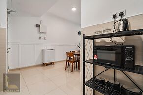 Legasi Kampung Bharu Guesthouse