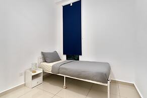 Legasi Kampung Bharu Guesthouse