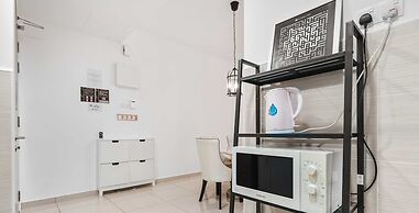 Legasi Kampung Bharu Guesthouse