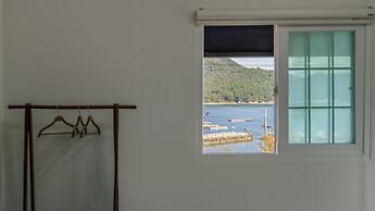Namhae Seven House