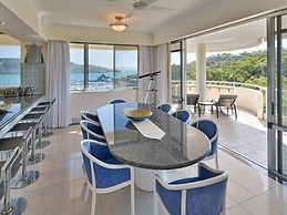 Yacht Harbour Tower 5