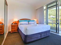 Yacht Harbour Tower 5