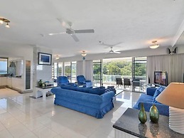 Yacht Harbour Tower 5