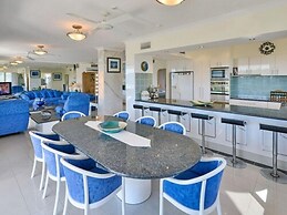 Yacht Harbour Tower 5