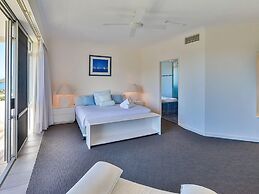 Yacht Harbour Tower 5