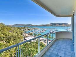 Yacht Harbour Tower 5