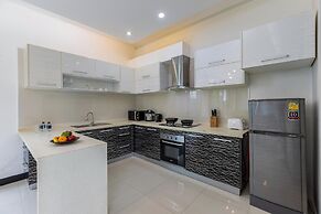 4 Bedroom Modern Pool Villa BL10