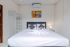 4 Bedroom Modern Pool Villa BL10