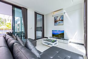 4 Bedroom Modern Pool Villa BL10