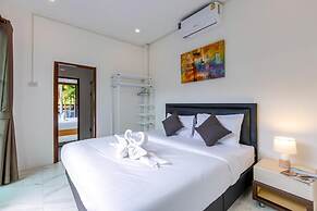 4 Bedroom Modern Pool Villa BL10