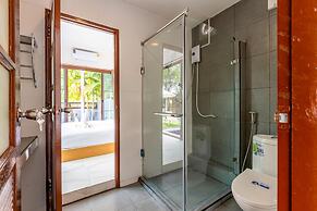 4 Bedroom Modern Pool Villa BL10