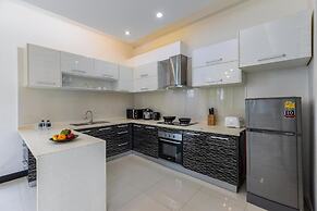 4 Bedroom Modern Pool Villa BL10