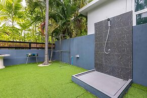 4 Bedroom Modern Pool Villa BL10