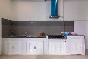 4 Bedroom Modern Pool Villa BL10