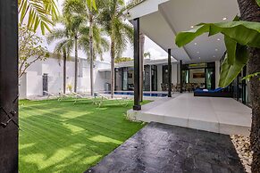 3 Bedroom Pool Villa BL2