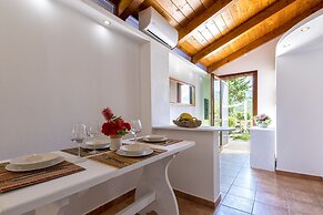 Dependance Turchese With Pool