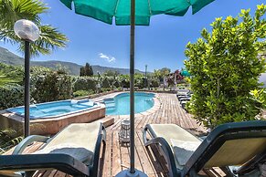 Dependance Turchese With Pool