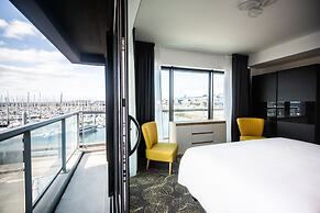 Hôtel Barracuda & Spa, Centre Port, pieds dans l'eau, vue mer