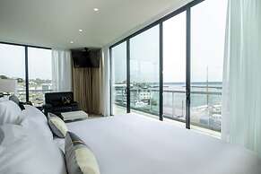 Hôtel Barracuda & Spa, Centre Port, pieds dans l'eau, vue mer