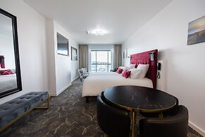 Hôtel Barracuda & Spa, Centre Port, pieds dans l'eau, vue mer