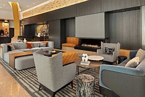 The Trade, Autograph Collection