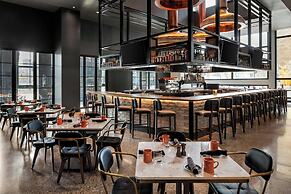 The Trade, Autograph Collection