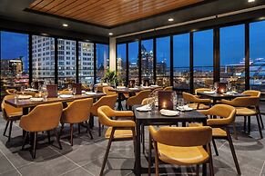 The Trade, Autograph Collection