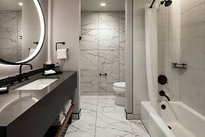 The Trade, Autograph Collection