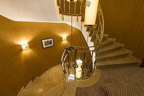 Çeşmeli Konak Otel