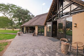 Okapuka Safari Lodge