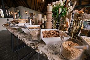 Okapuka Safari Lodge